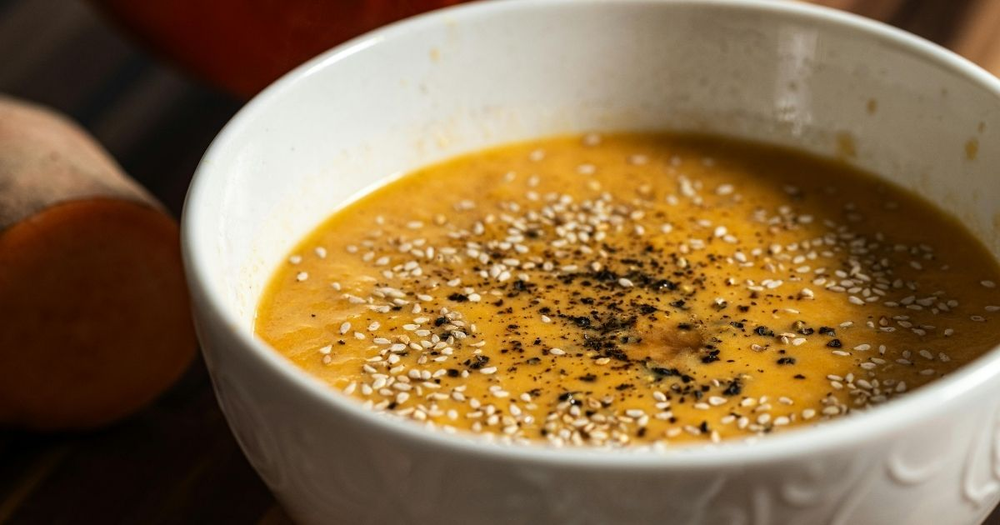 Creamy Pumpkin Soup with Sesame and Black Pepper🌿 Vegan, 25-Minute Recipe