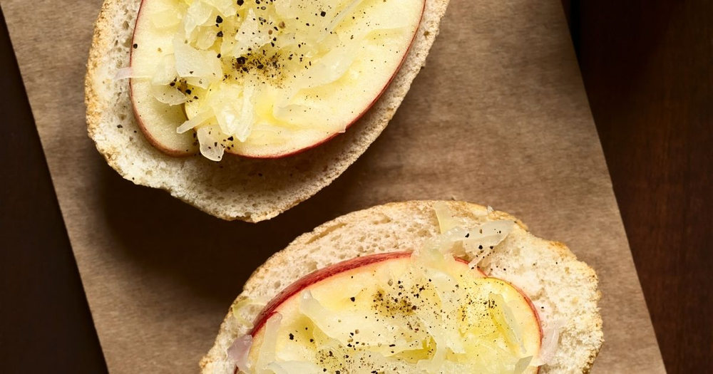 Apple Sauerkraut Tea Sandwich with Cracked Pepper | Vegan Recipe